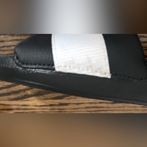 Lacoste slides in size 10W - Picture 5 of 10